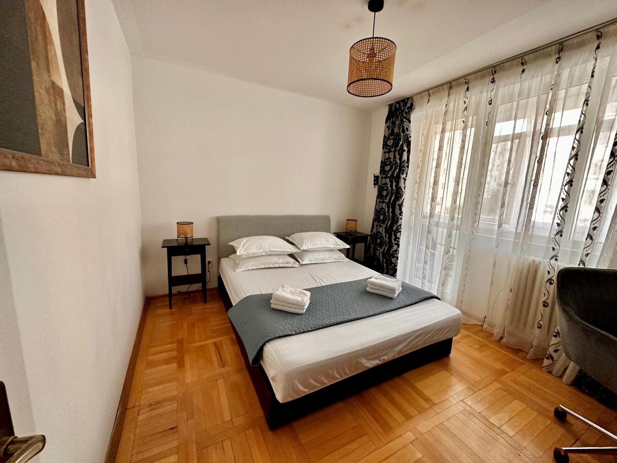 Spacious Zen, Smart Tv, Fully Equipped Kitchen, 70 Mp, Tichete De Vacanta, Late Check-Out Available Bucureşti Ngoại thất bức ảnh