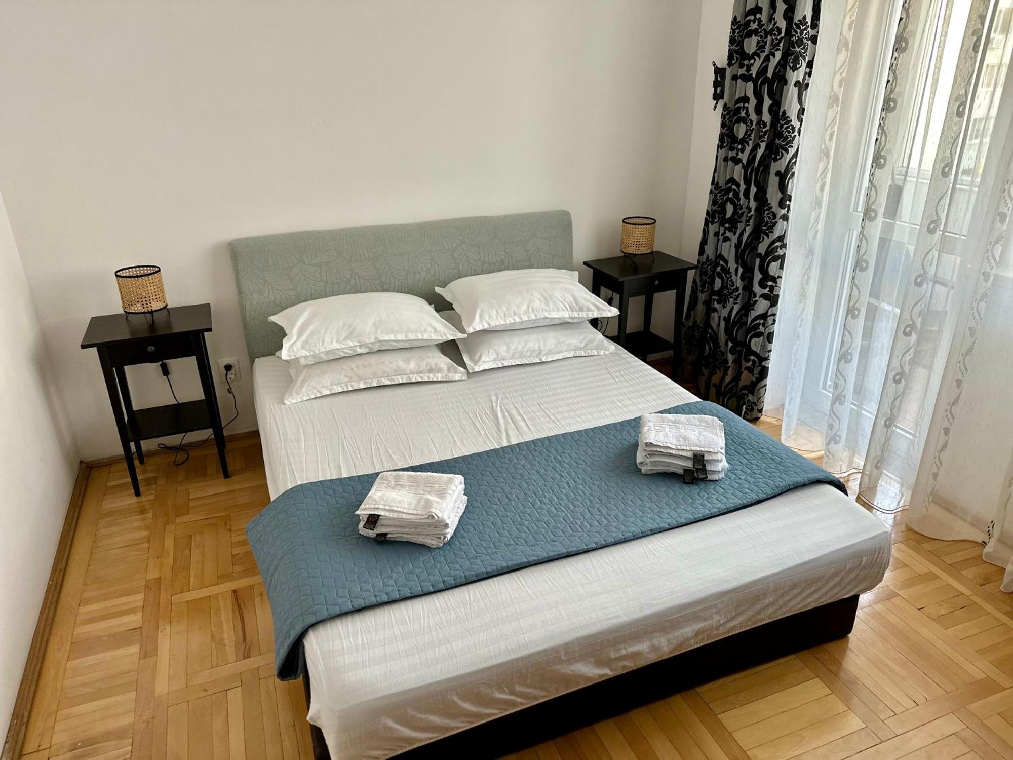 Spacious Zen, Smart Tv, Fully Equipped Kitchen, 70 Mp, Tichete De Vacanta, Late Check-Out Available Bucureşti Ngoại thất bức ảnh